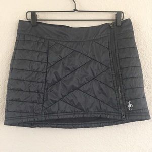 Smartwool Black Smartloft quilted skirt sz medium
